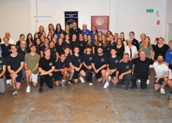 Δεκάδες ομογενείς συμμετείχαν στα χορευτικά εργαστήρια (φωτ.: facebook/Syndesmos Connecting People and Their Stories)