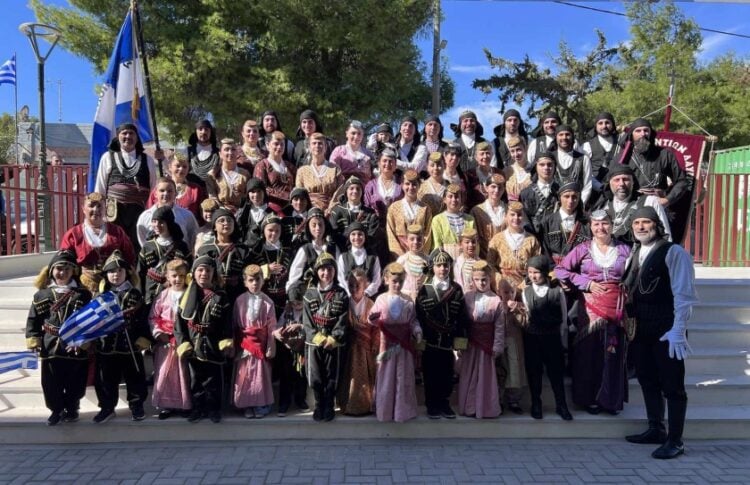 (Φωτ.: facebook/Σύλλογος Ποντίων Λαυρίου «O Μιθριδάτης»)