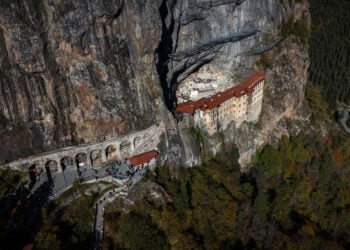 Η Παναγία Σουμελά από ψηλά (φωτ.: Anadolu)