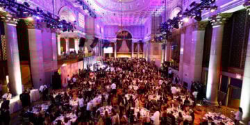 Από παλαιότερο μεγαλειώδες gala (φωτ.: facebook / The Hellenic Initiative)