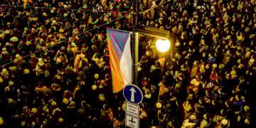 Στους δρόμους της Πράγας, για την 33η επέτειο από τη Βελούδινη Επανάσταση, 17 Νοεμβρίου 2022 (φωτ.: EPA / Filip Singer)