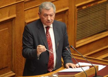 Ο Σήφης Βαλυράκης στη Βουλή, το 2011 (φωτ.: EUROKINISSI / Γιάννης Παναγόπουλος)