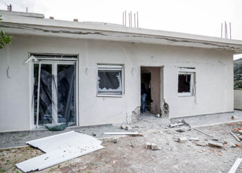 Το σπίτι του 27χρονου μέλους της οικογένειας Φραγκιαδάκη, μετά την έκρηξη της βόμβας (φωτ.: EUROKINISSI / Στέφανος Ραπάνης)