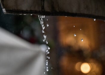 Βροχή (φωτ.: EUROKINISSI / Μιχάλης Παπανικολάου)