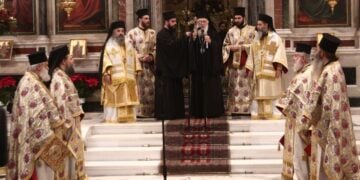 Χοροστατούντος του Αρχιεπισκόπου Ιερώνυμου τελέστηκε η Θεία Λειτουργία των Χριστουγέννων στη Μητρόπολη Αθηνών (φωτ.: Χρήστος Μπόνης/ Αρχιεπισκοπή Αθηνών)