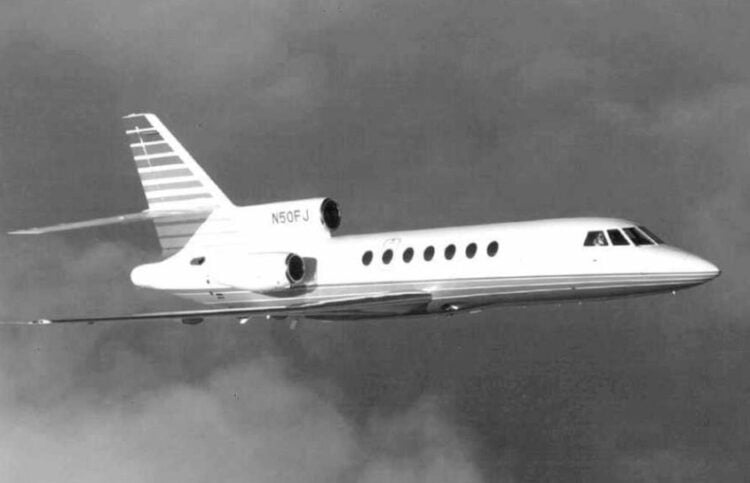 To Falcon 50 (φωτ.: αρχείο EPA)