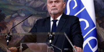 Ο Φεριντούν Σινιρλίογλου (φωτ. αρχείου: EPA / Maxim Shemetov)