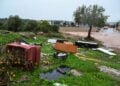 Εικόνα από την περιοχή της Μάνδρας μετά το πέρασμα του «Byron», την περασμένη Πέμπτη  (φωτ.: Τατιάνα Μπόλαρη/ EUROKINISSI)