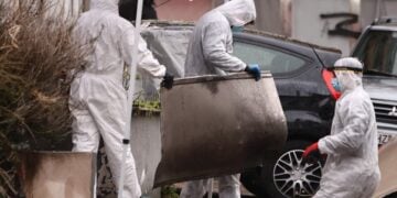 Εικόνα από το σημείο της έκρηξης σε κατάστημα τράπεζας στον Εύοσμο Θεσσαλονίκης (φωτ.: Ραφαήλ Γεωργιάδης / EUROKINISSI)