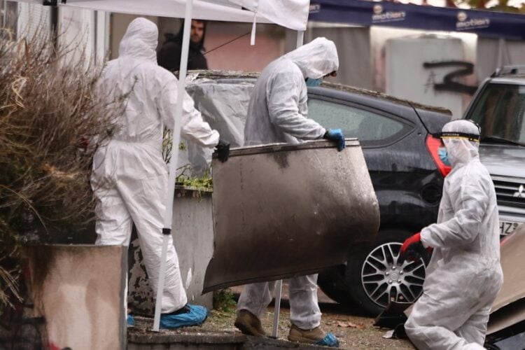 Εικόνα από το σημείο της έκρηξης σε κατάστημα τράπεζας στον Εύοσμο Θεσσαλονίκης (φωτ.: Ραφαήλ Γεωργιάδης / EUROKINISSI)