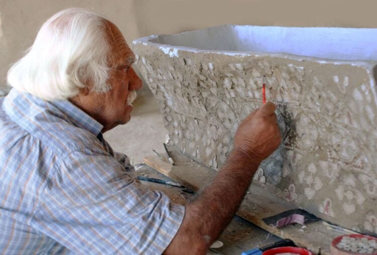 (Φωτ.: margiana.su/viktor-ivanovich-sarianidi/)