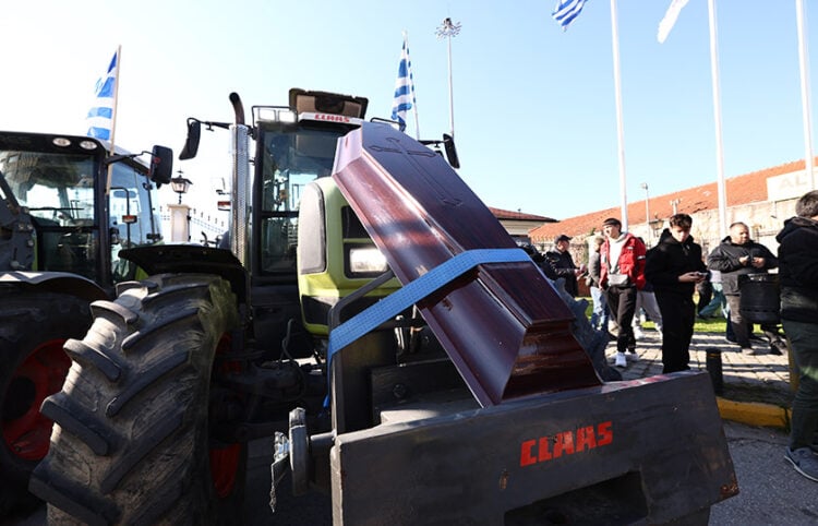 Συλλαλητήριο αγροτών και κτηνοτρόφων στο λιμάνι της Θεσσαλονίκης, Παρασκευή 12 Δεκεμβρίου 2025 (φωτ.: EUROKINISSI / Ραφαήλ Γεωργιάδης)