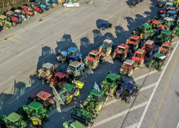 Μπλόκο αγροτών στα Μάλγαρα (φωτ.: EUROKINISSI / Σωτήρης Τρυψάνης)