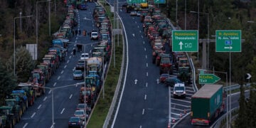 Μπλόκο στις Μικροθήβες, Σάββατο 6 Δεκεμβρίου 2025 (φωτ.: EUROKINISSI)