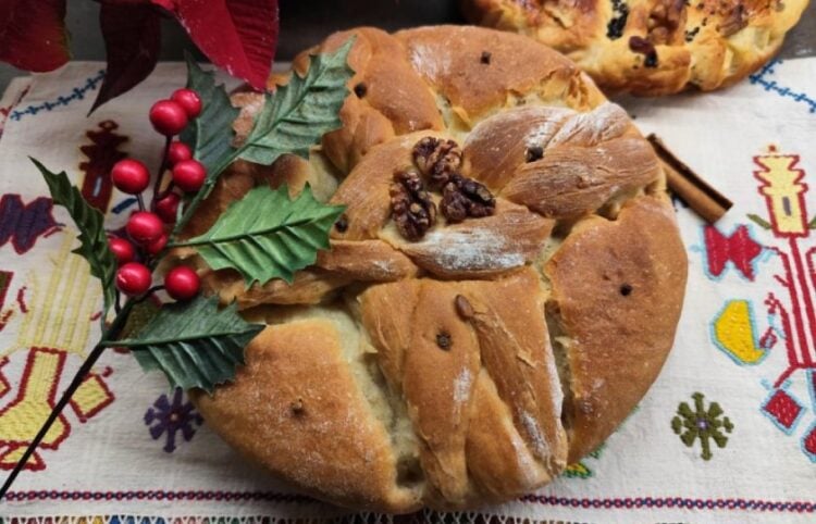 Χριστόψωμο από τη Μαριέττα Γαλάνη (φωτ.: naxospress.gr)