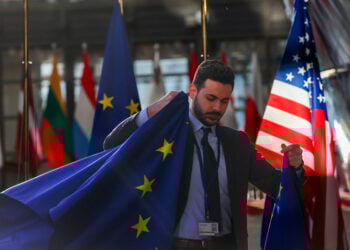 (Φωτ. αρχείου: EPA / Olivier Hoslet)