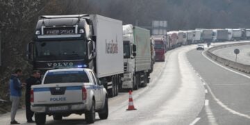 Ακινητοποιημένα φορτηγά διεθνών μεταφορών στο τελωνείο του Προμαχώνα (φωτ.: ΜΟΤΙΟΝΤΕΑΜ/Βασίλης Βερβερίδης)
