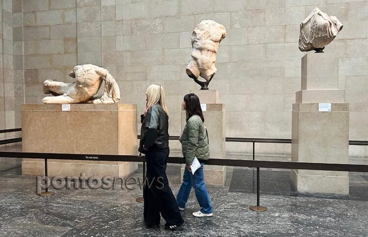 Στην ειδική αίθουσα του Βρετανικού Μουσείου όπου φιλοξενούνται τα Γλυπτά του Παρθενώνα (φωτ.: Γεωργία Βορύλλα)