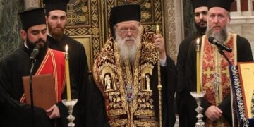 Ο αρχιεπίσκοπος Ιερώνυμος παρευρέθη στην τελετή κοπής της Πρωτοχρονιάτικης Βασιλόπιτας της Αρχιεπισκοπής Αθηνών (φωτ.: Facebook/Ιερά Αρχιεπισκοπή Αθηνών)