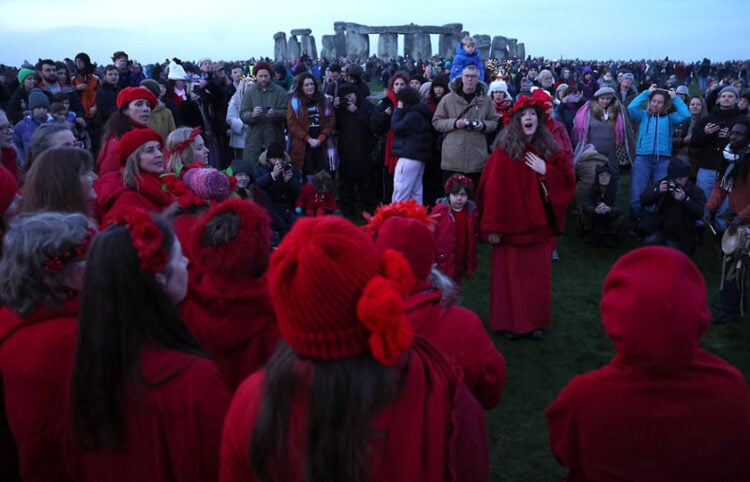 Χειμερινό ηλιοστάσιο στο Στόουνχεντζ, 21 Δεκεμβρίου 2025 (φωτ.: EPA / Neil Hall)