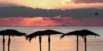 Ανατολή στην Αρτέμιδα (φωτ.: EUROKINISSI/Θανάσης Δημόπουλος)