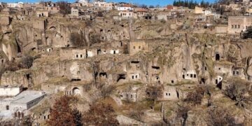 Η Καρβάλη –ή Γκέλβερι σήμερα–, δηλαδή το Γκιουζελγιούρτ για τους Τούρκους (φωτ.: Argun Konuk)