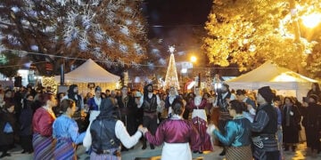 «Οι Κομνηνοί» στο «Κάστρο των Χριστουγέννων» στο Σιδηρόκαστρο, Σάββατο 20 Δεκεμβρίυο 2025 (φωτ.: Δήμος Σιντικής)