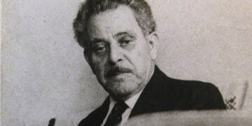 Η φωτογραφία αυτή είναι η τελευταία του Φώτη Κόντογλου, τον Μάιο του 1965 (πηγή: Facebook / Fotis Kontoglou Original - Φώτη Κόντογλου Αρχείο)