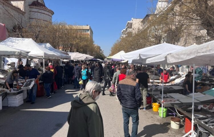 Λαϊκή αγορά στη Βούλγαρη της Θεσσαλονίκης (φωτ.: Γιώργος Κουρκουρίκης)