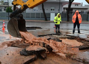 Πλημμύρες στην περιοχή της Μάνδρας από την κακοκαιρία Byron, Παρασκευή 5 Δεκεμβρίου 2025 (φωτ.: EUROKINISSI / Τατιάνα Μπόλαρη)