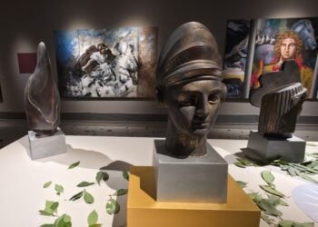 Έργα του Μ. Βαρλάμη με θέμα τον Μέγα Αλέξανδρο εκτίθενται στην Αλεξάνδρεια της Αιγύπτου (φωτ.: Πειραματικό Εργαστήριο Βεργίνας)