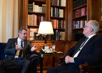 Συνάντηση του Κώστα Τασούλα με τον Κυριάκο Μητσοτάκη, στο Προεδρικό Μέγαρο, Τετάρτη 17 Δεκεμβρίου 2025 (φωτ.: EUROKINISSI / Τατιάνα Μπόλαρη)