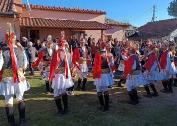 (Φωτ.: facebook/Μορφωτικός-Λαογραφικός Σύλλογος Τετραλόφου)