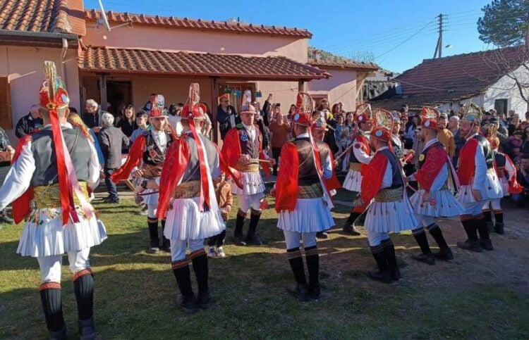 (Φωτ.: facebook/Μορφωτικός-Λαογραφικός Σύλλογος Τετραλόφου)