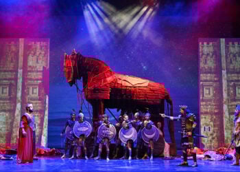 Στιγμιότυπο από την όπερα «Τροία» παραγωγής του τουρκικού υπουργείου Πολιτισμού (πηγή: X / Mehmet Nuri Ersoy)