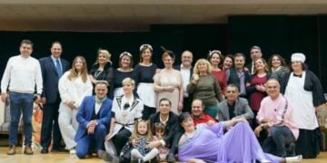 Οι συντελεστές της παράστασης (φωτ.: Ομάδα «Μέθεξις»)