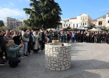 Το νερό, και συνεπώς το πηγάδι, είχε τη σημασία του ώστε να πάει καλά η νέα χρονιά. Εδώ, στην «Αστερούπολη» του Δήμου Καβάλας (φωτ.: Λάσκαρης Τσούτσας)