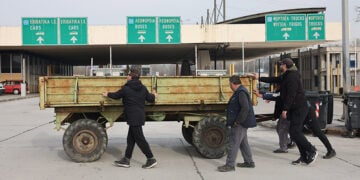 Μπλόκο αγροτών και κτηνοτρόφων στον Προμαχώνα Σερρών, Πέμπτη 18 Δεκεμβρίου 2025 (φωτ.: ΜΟΤΙΟΝΤΕΑΜ / Βασίλης Βερβερίδης)