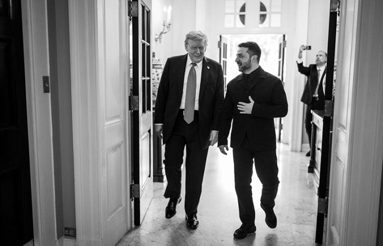 Στο εσωτερικό του Λευκού Οίκου, Ντόναλντ Τραμπ και Βολοντίμιρ Ζελένσκι. Δευτέρα 18 Αυγούστου 2025 (φωτ.: White House / Daniel Torok)