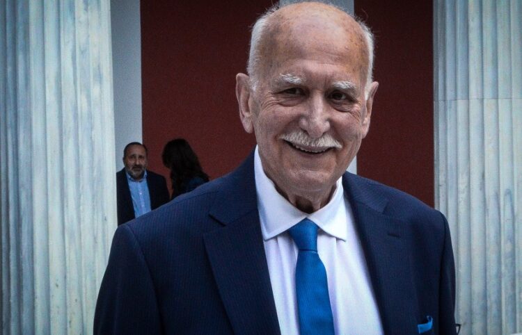 Πέθανε ο δημοσιογράφος Γιώργος Παπαδάκης από βαρύ έμφραγμα που υπέστη. Μεταφέρθηκε χωρίς τις αισθήσεις του στο Λαϊκό Νοσοκομείο όπου ανακοινώθηκε ο θάνατός του, Κυριακή 4 Ιανουαρίου 2026 (φωτ.: Αρχείο/EUROKINISSI)