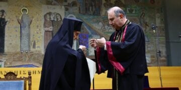 Τελετή απονομής ειδικής τιμητικής διάκρισης του εμβλήματος του Αριστοτελείου Πανεπιστημίου Θεσσαλονίκης "Άγιος Δημήτριος" στον Αρχιεπίσκοπο Αμερικής Δημήτριο.  Πέμπτη 15 Ιανουαρίου 2026  (Φωτ.: Ραφαήλ Γεωργιάδης/EUROKINISSI)