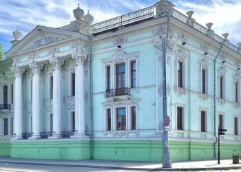 Η έπαυλη Αλφιεράκη (πηγή: creativecommons.org/publicdomain/zero/1.0/deed.en)