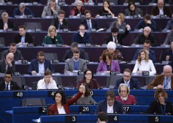 Εικόνα από την ψηφοφορία στο Ευρωκοινοβούλιο για τη συμφωνία ΕΕ-Mercosur (φωτ.: EPA/YOAN VALAT)