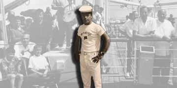 Ο Χρήστος Βορύλλας στο κατάστρωμα του «Πατρίς» (φωτ.: Αρχείο Χρήστου Βορύλλα· εικ.: Γεωργία Βορύλλα)