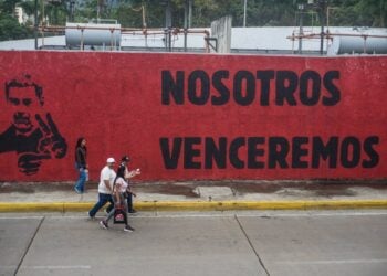 Καθημερινές οι εκκλήσεις για διαδηλώσεις στήριξης του Μαδούρο και της συζύγου του στη Βενεζουέλα (φωτ.: EPA/ Boris Vergara)