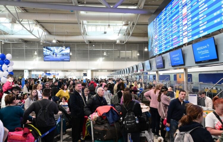 Εκατοντάδες επιβάτες ταλαιπωρήθηκαν εξαιτίας του μπλακάουτ στο αεροδρόμιο «Ελ. Βενιζέλος»(φωτ.: EUROKINISSI/Τατιάνα Μπόλαρη)