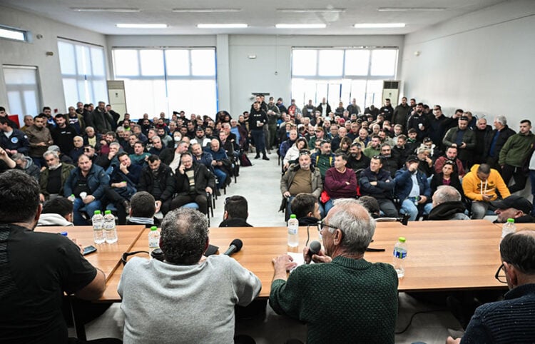 Πανελλαδική σύσκεψη στον Παλαμά Καρδίτσας εκπροσώπων των μπλόκων των αγροτών που δεν συμμετείχαν στη συνάντηση με τον πρωθυπουργό. Τετάρτη 14 Ιανουαρίου 2026  (φωτ.: EUROKINISSI / offnetwork.gr)