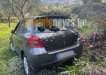 Το αυτοκίνητο του θύματος (φωτ.: agrinionews.gr)