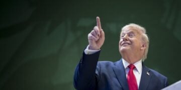 Ο Ντόναλντ Τραμπ στο Νταβός (φωτ.: EPA/Gian Ehrenzeller)