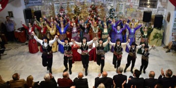 (Φωτ.: facebook / Σύλλογος Ποντίων Αγίας Βαρβάρας «Ο Φάρος»)